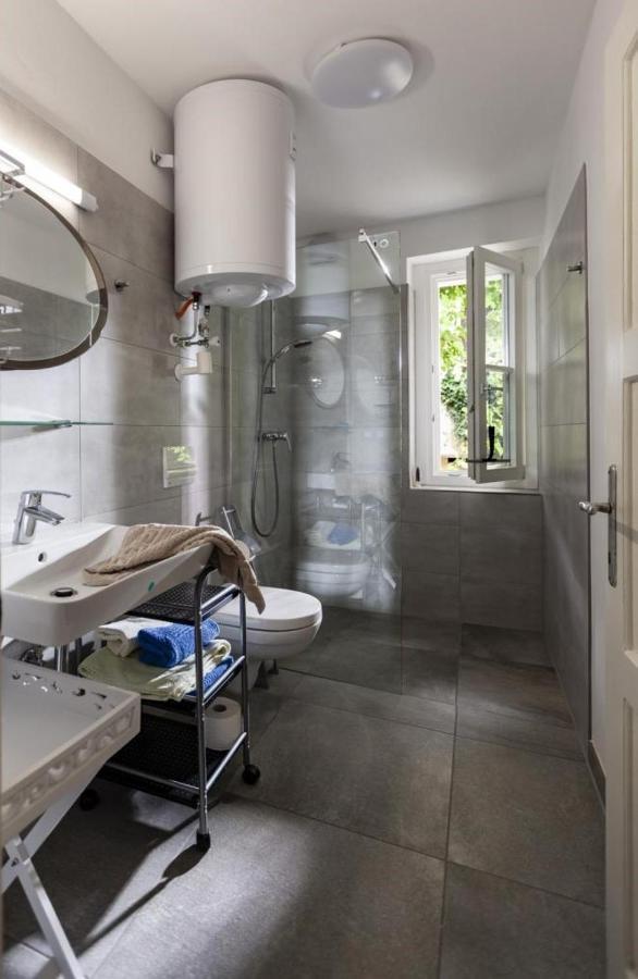 City Appartement บัดราดเคอร์สบวร์ก ภายนอก รูปภาพ